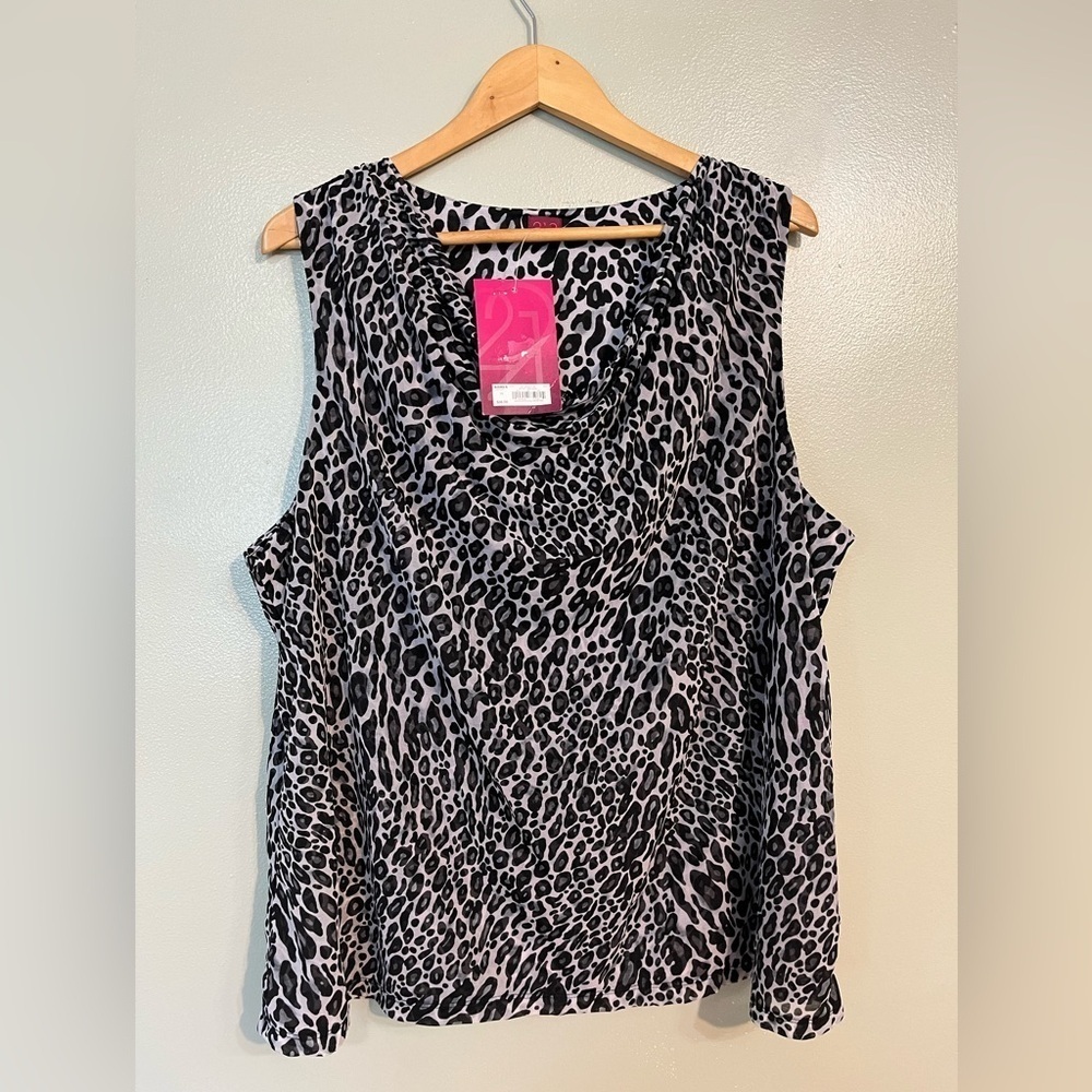 212 Collection Womens Animal Print White Black Sleeveless Top Blouse  2X NWT